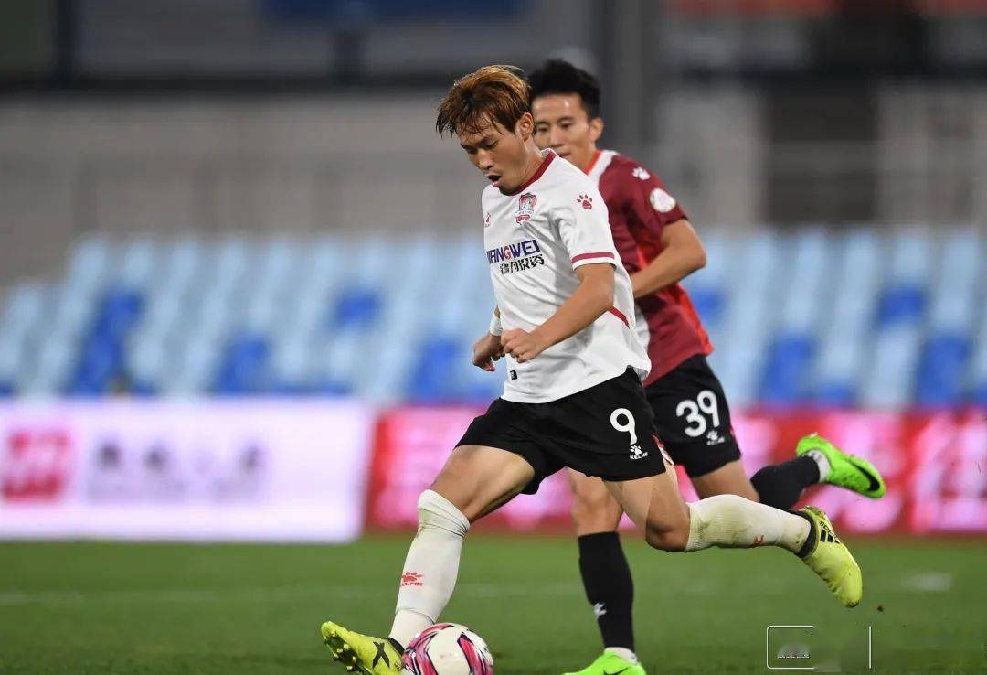 清晨体能课后，成都蓉城内部沟通备战德国杯，媒体盛赞，数据趋势出现新变化的简单介绍